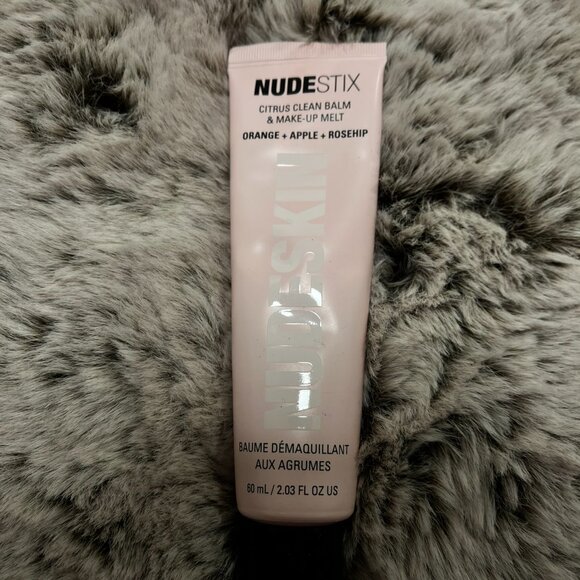 Nudestix - CITRUS CLEAN BALM & MAKE-UP MELT - Picture 2 of 4